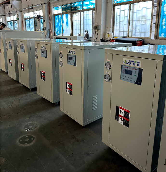 江蘇大型上市公司13套印刷機(jī)冷水機(jī)